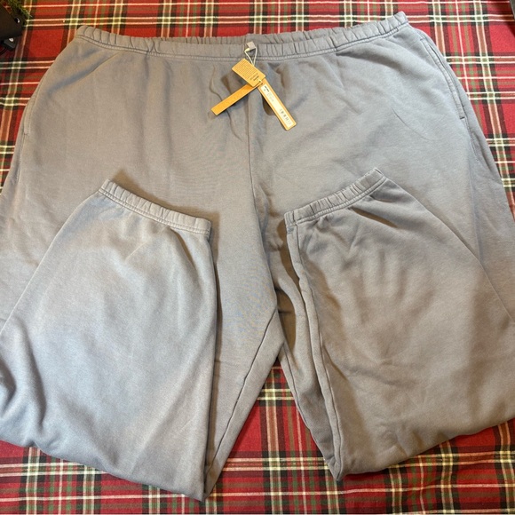 SKIMS Blue Track Pants - Picture 4 of 8